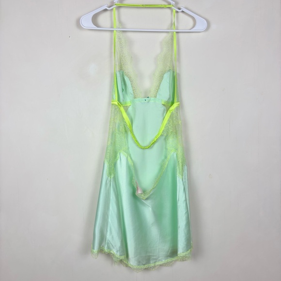 Victoria’s Secret Satin Lace Mint & Lime Halter Chemise Sz M Angelcore Y2K Fairy - Picture 10 of 15